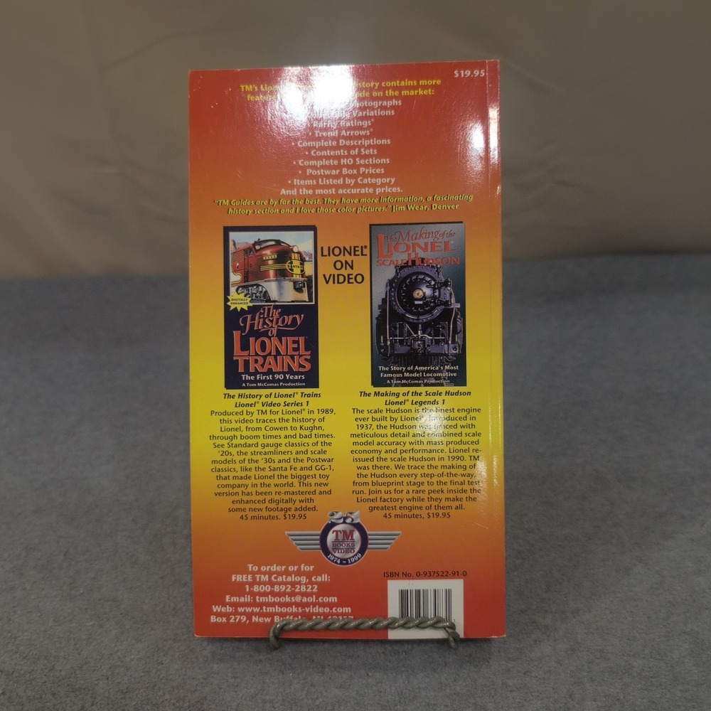 Lionel Illustrated Price Guide & History Vol‎ 1 1900-1969 100th Anniversary Ed - Picture 2 of 4